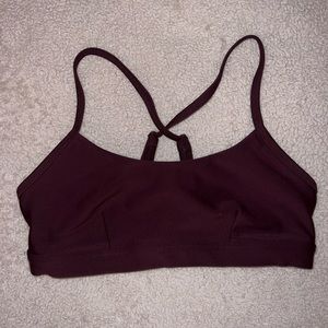 Alo Yoga- Airlift Bra in Cherry Cola